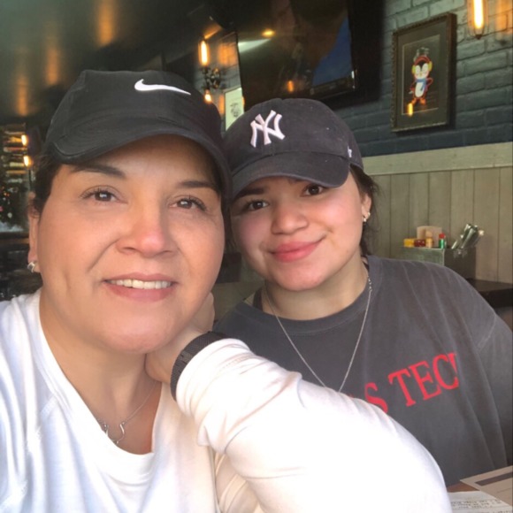 Meet your Posher, Agatha - Picture 1 of 1